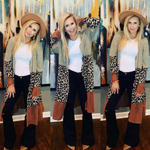 Load image into Gallery viewer, Color Block Cardigan
