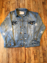 Load image into Gallery viewer, Star Denim Jacket