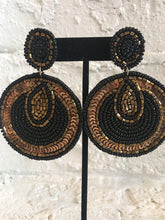Load image into Gallery viewer, Black &amp; Gold Beaded Earrings