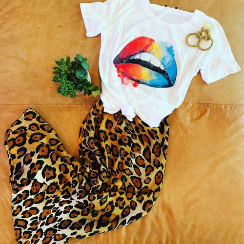 Rainbow Lips Tee