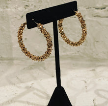 Load image into Gallery viewer, Textured Metal Hoop Earrings